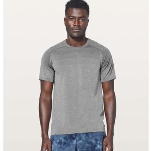 Lululemon Metal Vent Tech Short Sleeve Black / White Shirt Men's XXL